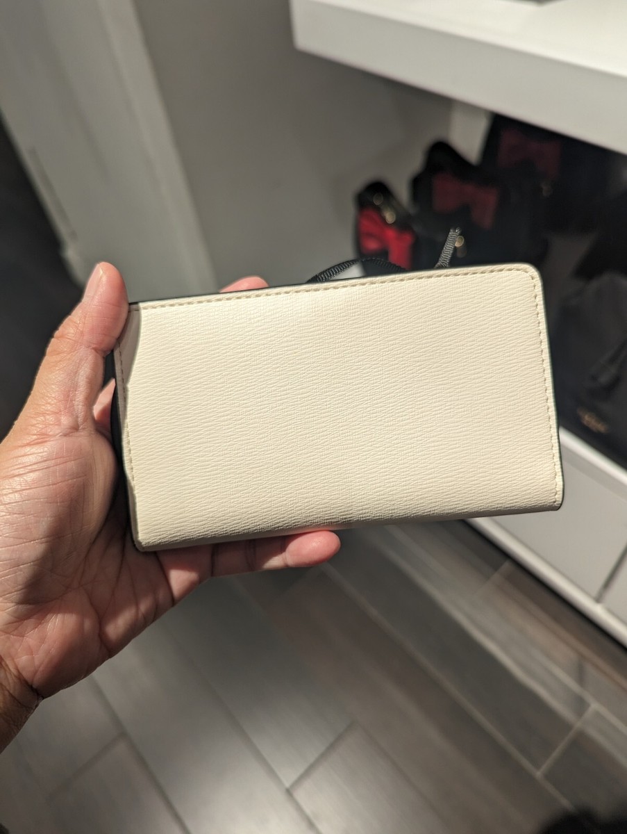 折りたたみ財布 Disney X Kate Spade Minnie Medium Compact Wallet KG656 Disney X Kate Spade New York Minnie Medium Compact Bifold