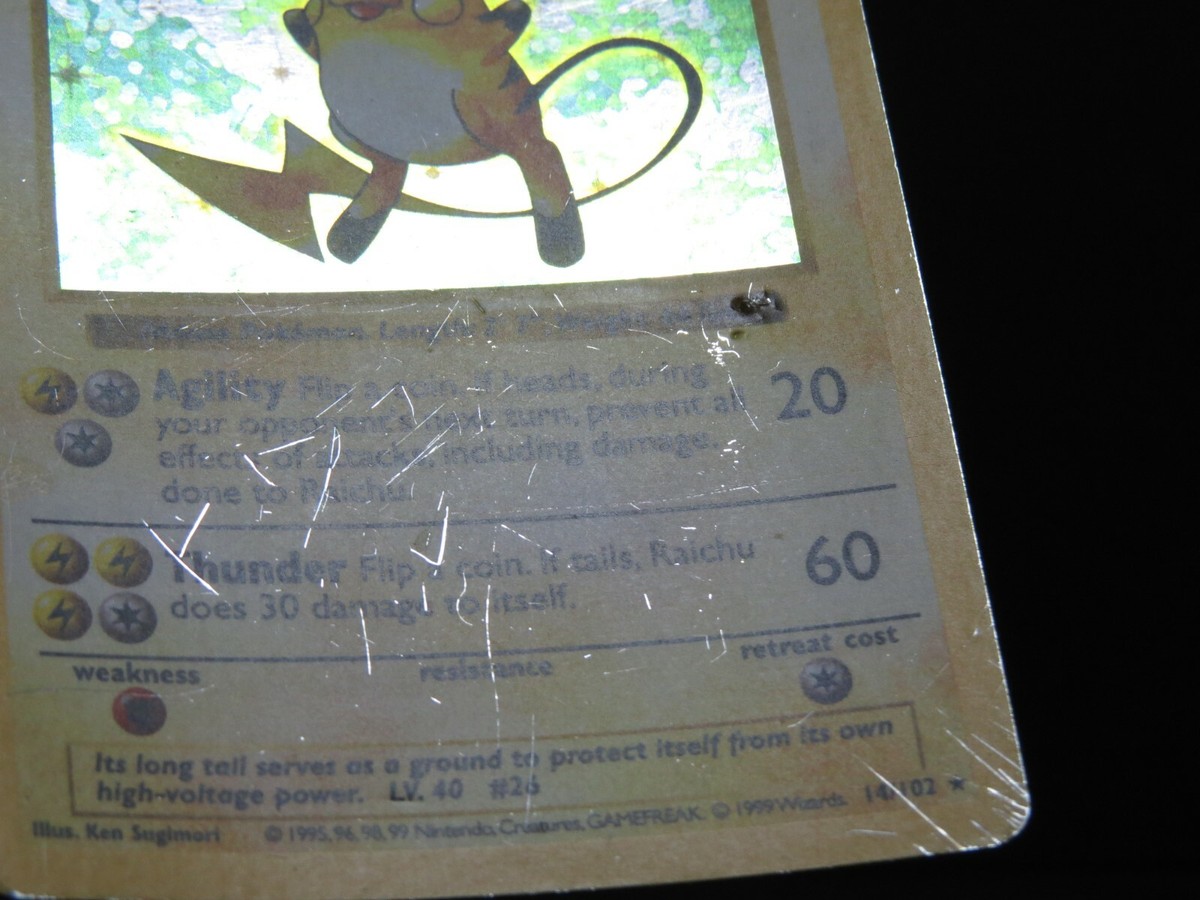 英語版初期　ポケモンカード　raichu shadowless　holo Raichu Pokémon TCG Shadowless Individual Collectible Card