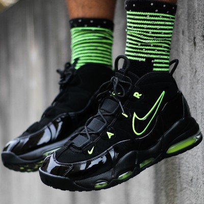 nike uptempo black and green