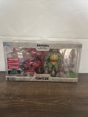 BST AXN Teenage Mutant Ninja Turtles Raphael with Candy-Coat Motorcycle NIB