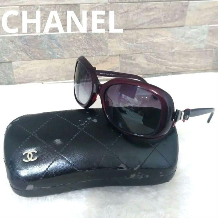 CHANEL Coco Mark Side Ribbon Sunglasses with Logo Detail