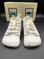1960's Wickler Shoe Buster Brown Soft Leather Baby Toddler Shoes Size 1B White
