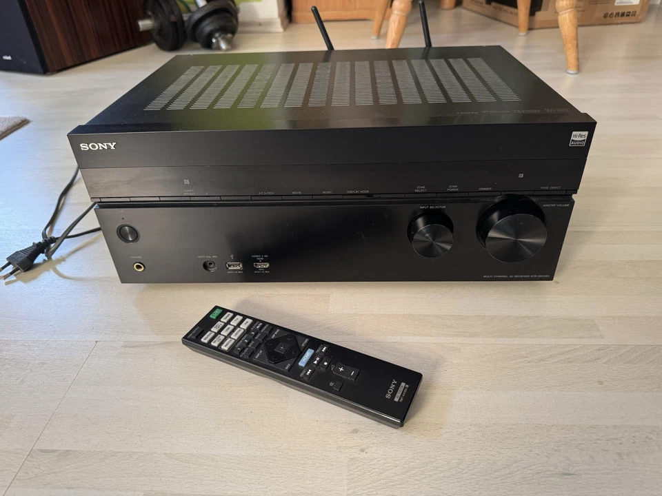 Sony  Multi  Channel AV Receiver STR-DN 1060