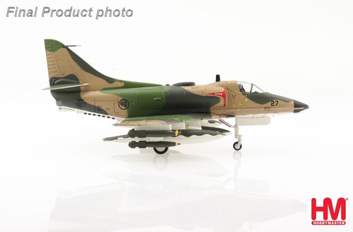 Hobby Master Aviation 1:72 HA1433 A-4SU Super Skyhawk, RSAF, Robinson Air Base - Picture 3 of 3