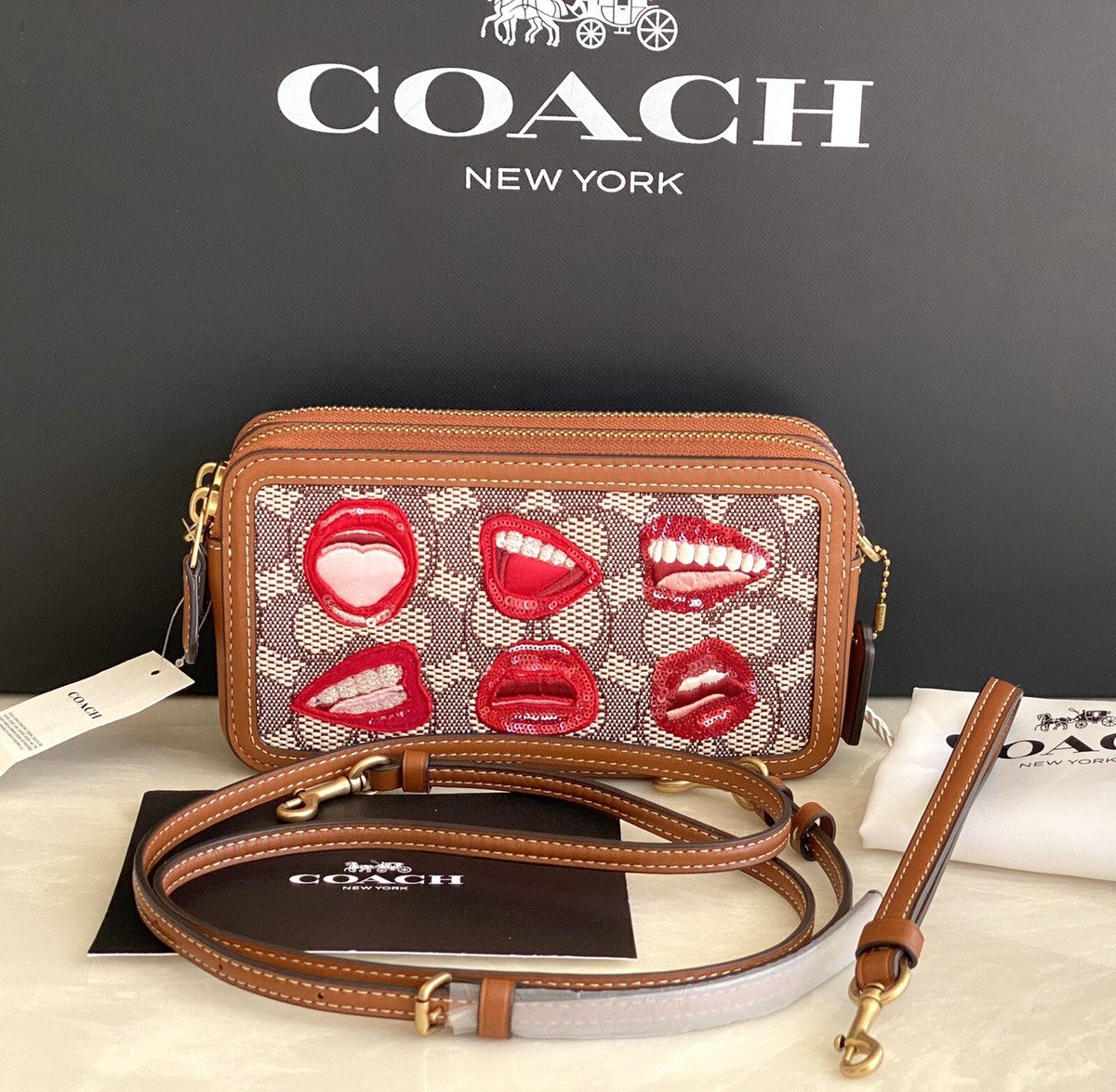 COACH ポーチ COACH（コーチ） ポーチ チャーター ポーチ・シグネチャー キャンバス