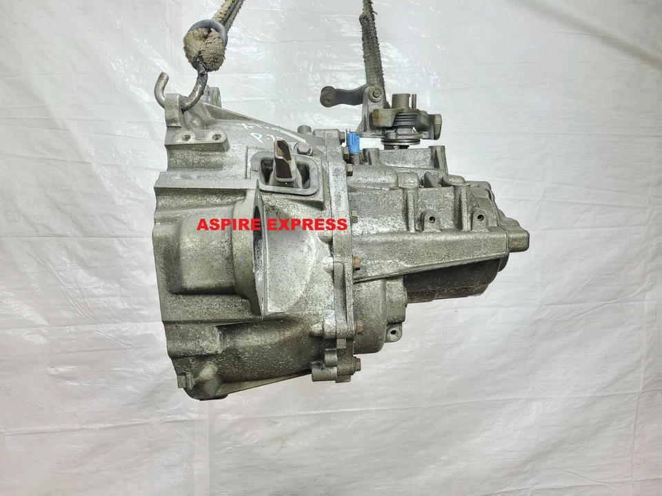 2004-2005 Nissan X-Trail Manual Transmission OEM 116K Miles Foto 2 de 4