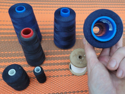 Overlock Polyestergarn Zapfen blau Konvolut Nähen Näherin portofrei