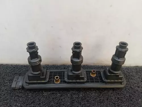 0221503026 Bobina Accensione per OPEL VECTRA C BERLINA Elegance 2003 1609387 - Imagen 1 de 10