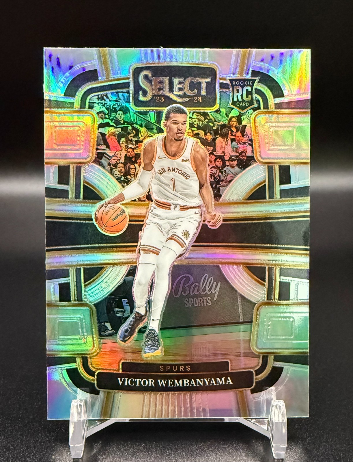 VICTOR WEMBANYAMA (RC)  2023-24 Panini Select - Concourse #87 Silver Prizm (RC)