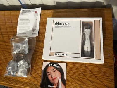 NEW BeautyBio GloPRO Microneedling Rejuvenation Tool W/ 3 Extra Heads + Spritzer