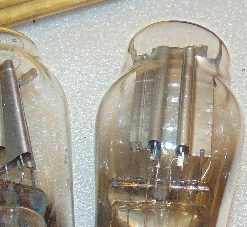 PAR DE COINCIDENCIAS EXTREMADAMENTE RARO AZ1 *PLACAS DE PLATINO TUBOS RECTIFICADORES MARCONIPHONE WE54 Foto 4 de 4