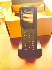 Yealink W77P DECT IP Phone Base w/ W57R Wireless Handset  Charger Dock