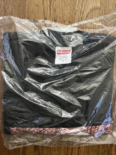 T shirt noir XL FW23 SCELLÉ extra large NEUF Supreme MF DOOM