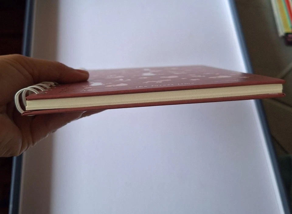 Cuaderno NUEVO Dream Forest-El toque etéreo de hojas verdes 1 unidad Foto 4 de 4