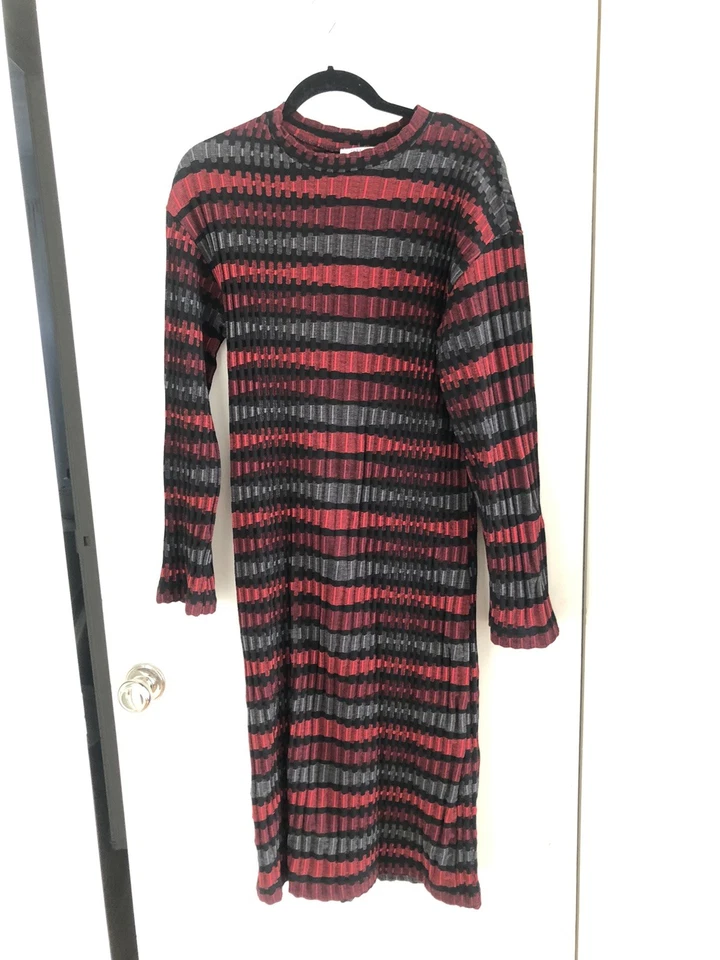 Zara Robe Midi En Maille Rayée Rouge Et Noire Style Bodycon Taille M - Photo 1/4
