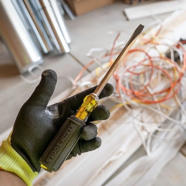 Klein Tools 600-6 General Purpose Slotted Screwdriver 5/16 In Square - Image 4 of 4