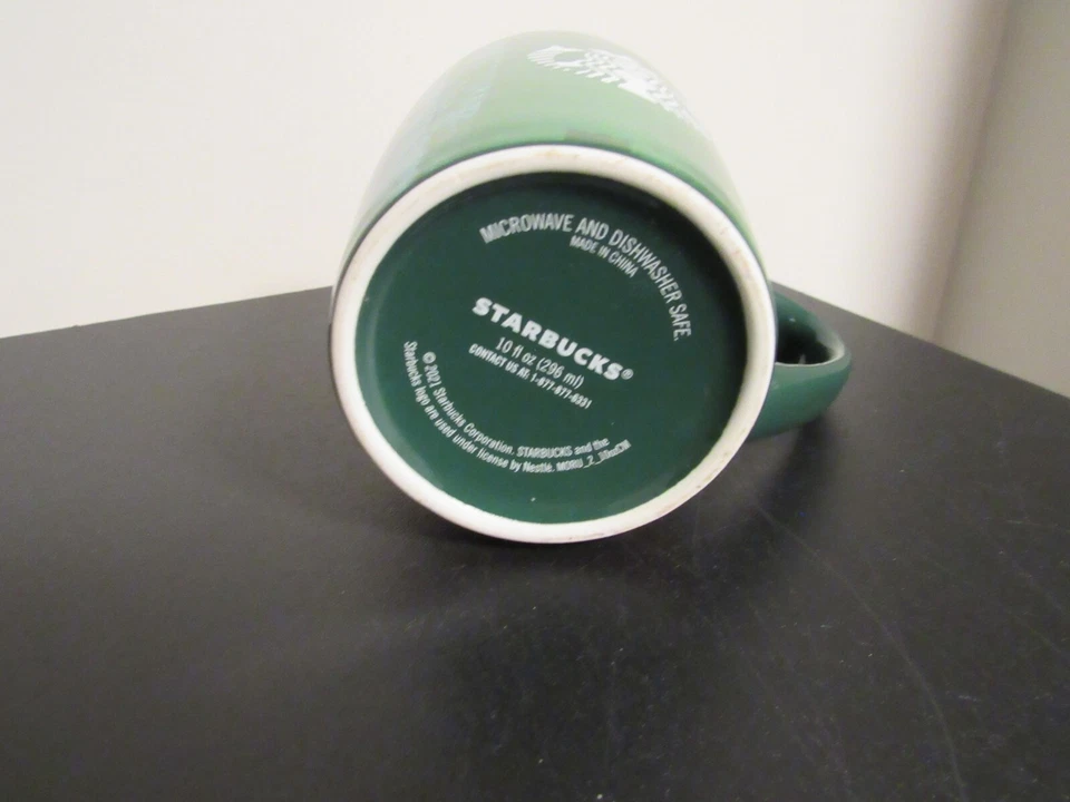 Starbucks 2021 Coffee Mug Red Green Mermaid 10 OZ striped contemporary mottled - Image 4 of 4