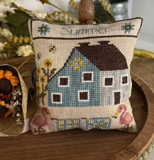 Seasonal Saltbox House - Summer~Mani Di Donna