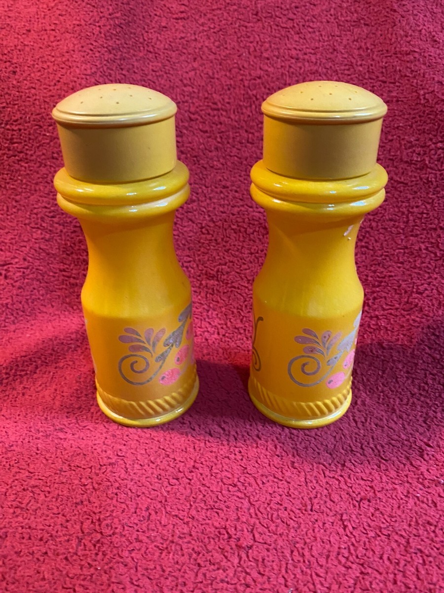AVON Yellow/AVONシェーカー/MustarD/Pepper Vintage AVON Salt & Pepper Shakers Yellow Glass | eBay