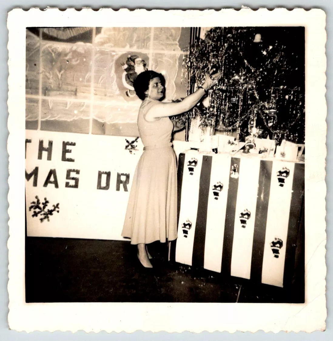Vtg Photo Pretty Woman Posing At Company Christmas Party 1950 s