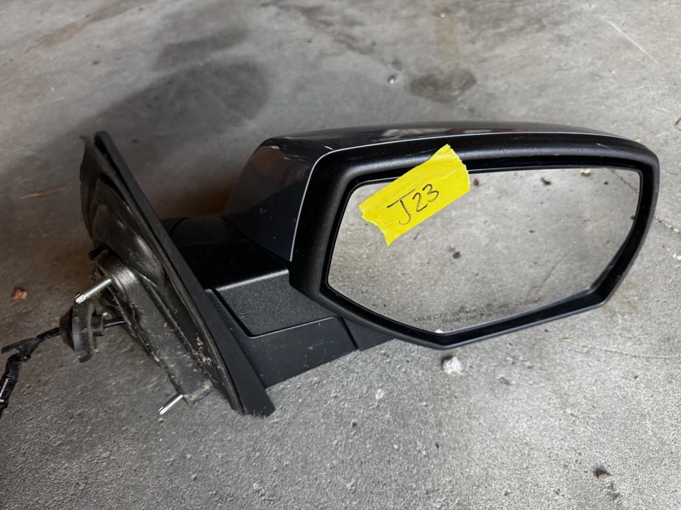 Espejo retrovisor derecho Chevy GMC Silverado Sierra 2014-2019 Foto 4 de 4