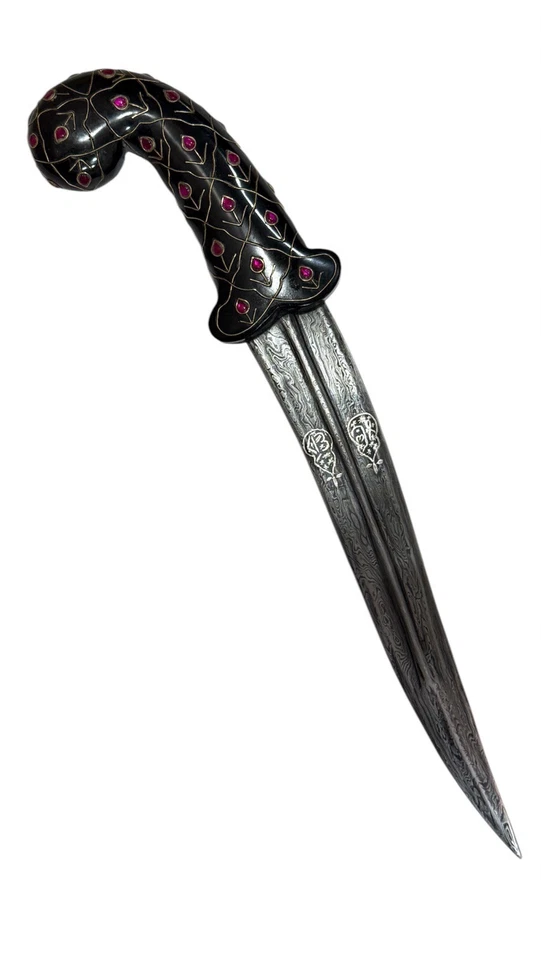 Daga de empuñadura de jade natural indo persa y hoja de acero damasco con plata trabajada Foto 2 de 4