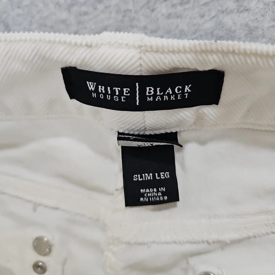 Calça White House Black Market feminina veludo perna reta fina tamanho 6R marfim - Imagem 2 de 4