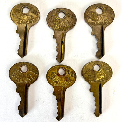 Vintage Master Lock Lion Logo Padlock Key Lot Brass Milwaukee USA 1930s - 50s