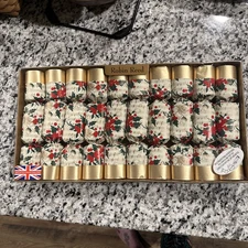 Robin Reed H5 Christmas 10 - 8.5" Party Crackers - Gold Holly & Music Notes