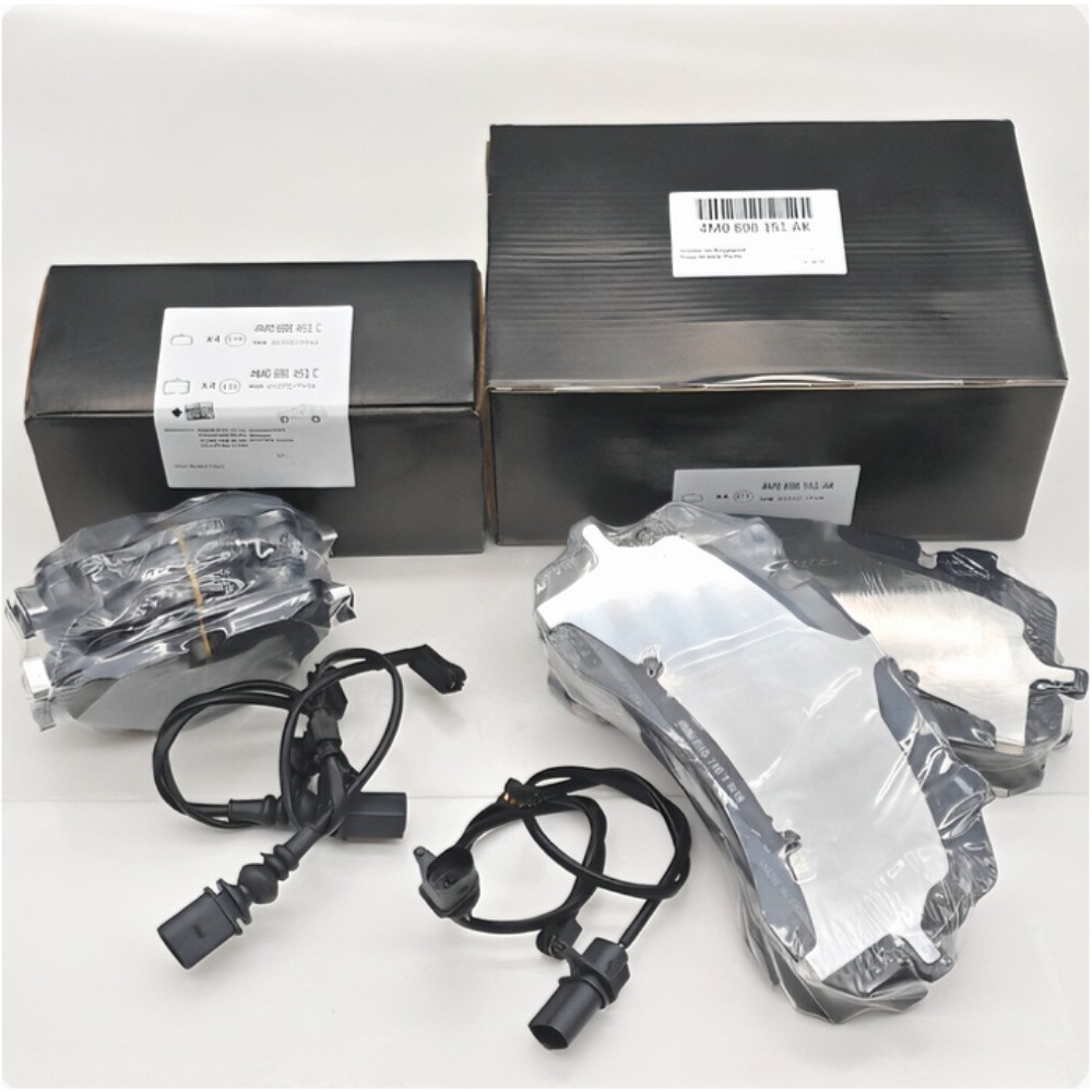 Bentley Bentayga Speed 2017-2025 Front Brake pads Set P/N 4M0615121P