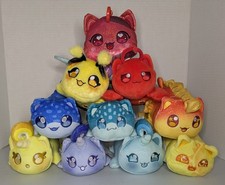 APHMAU MeeMeows 6" Mystery Plush Lot of 10 Stuffed Animal/Clip Toy Multicolor
