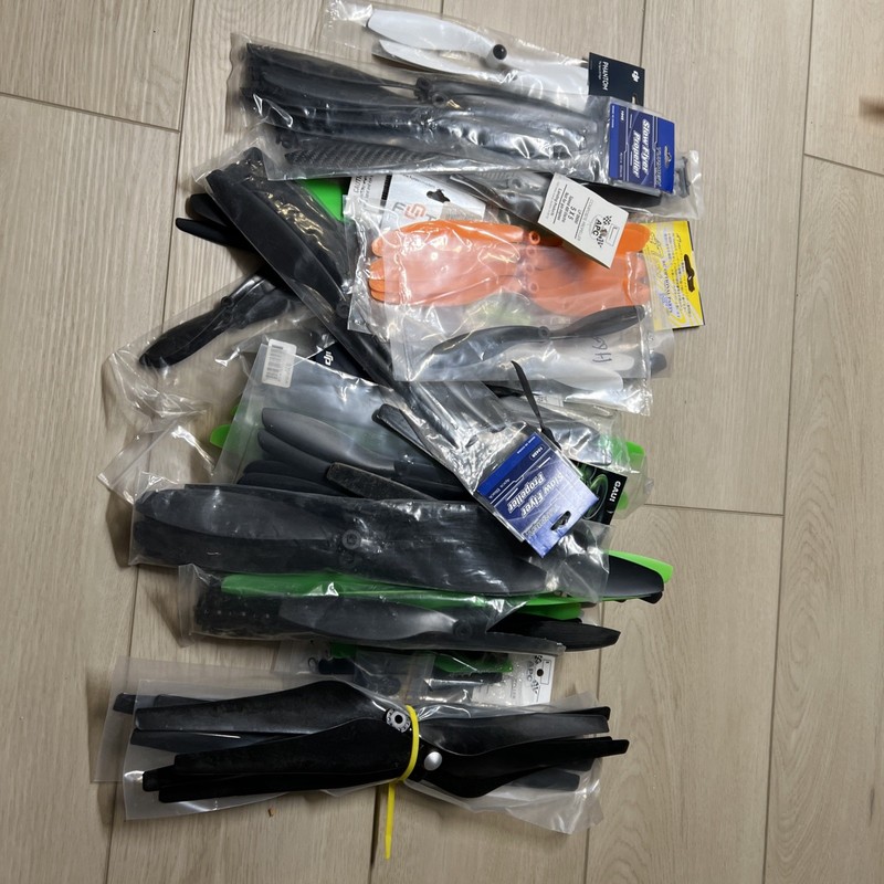 Assorted Lot of 115 RC Helicopter Propellor Blades Various Sizes Used/New
