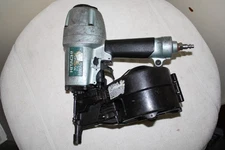 Hitachi NV65AH2 COIL SIDING NAILER