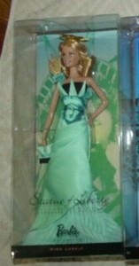 barbie estatua de la libertad
