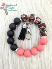 Floral Beaded Keychain Bracelet