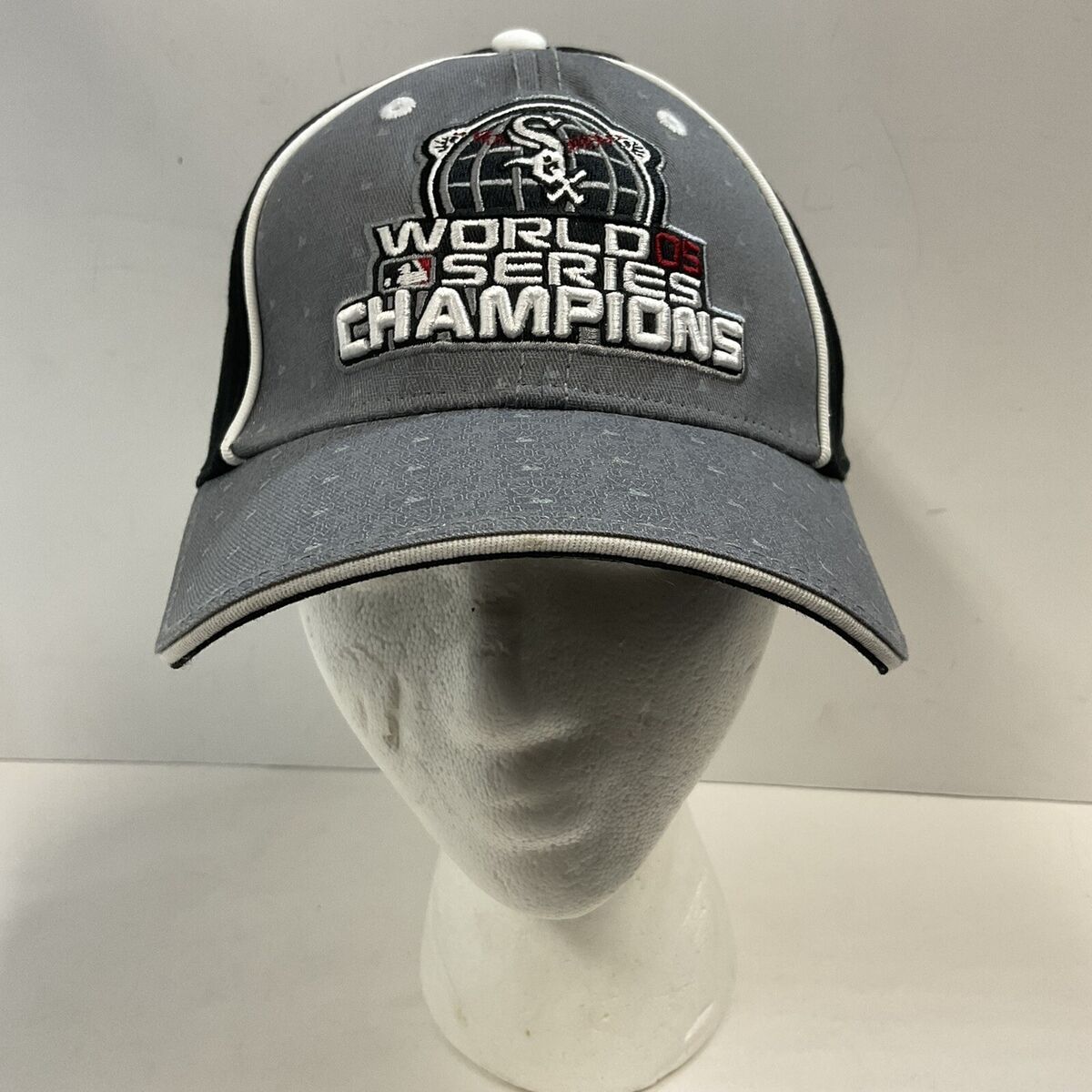 White Sox World Series Champions 05 Grey Black Hat White Sox World Series Champions 05 Grey Black Hat
