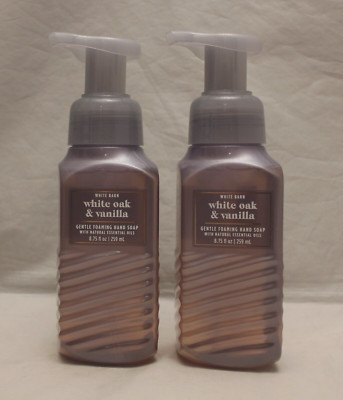 2 Bath & Body Works White Barn White Oak & Vanilla Gentle Foaming Hand Soap