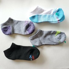 Hanes Boys Girls Low Cut Sport Socks Assorted - Size M - 4 Pair