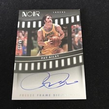 2022-23 PAT RILEY 03/49 AUTO PANINI NOIR FREEZE FRAME SIGNATURES AUTOGRAPHS