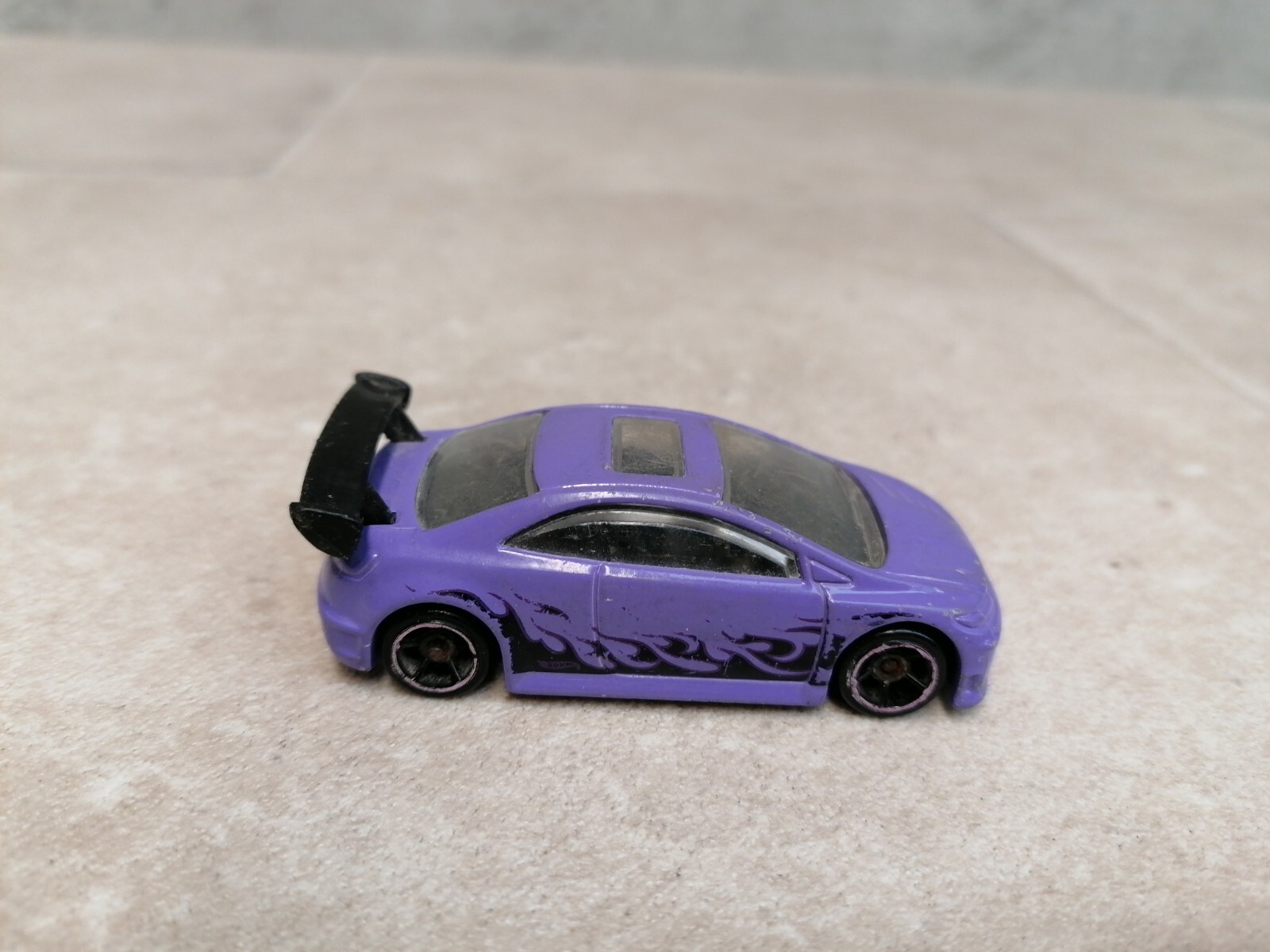 Picture 3 of 6