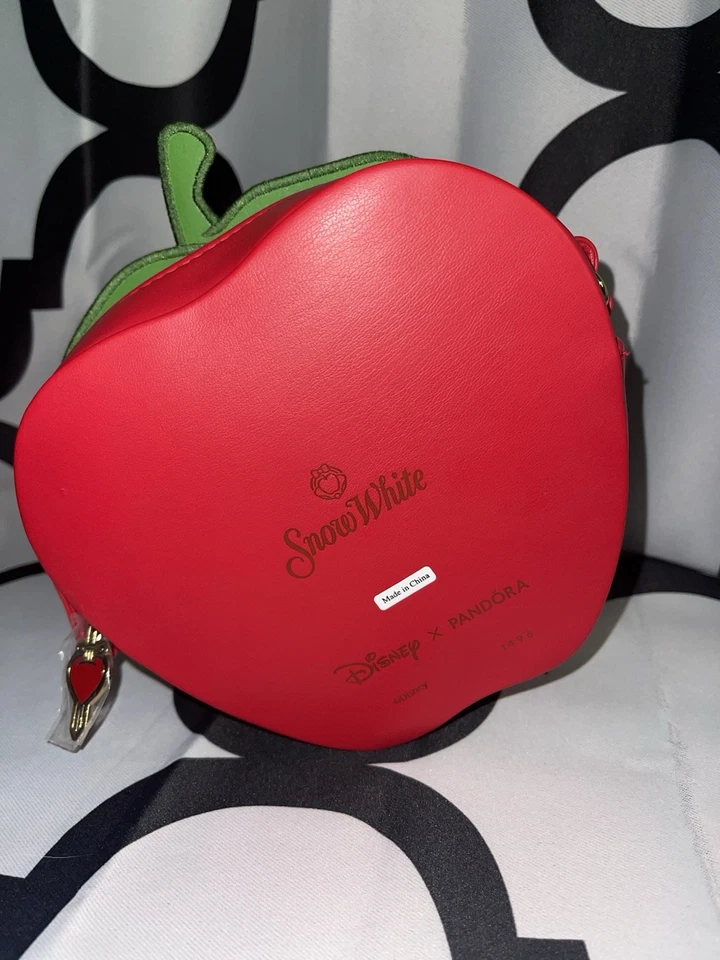 Bolso Bandolera Disney Blancanieves Reina Malvada Veneno Manzana Calavera - Pandora�� Foto 3 de 4