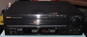 Denon LA-3100 LD Laserdisc Player Tested Working