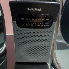 Radio Shack AM/FM Pocket Sized Radio 06B12 With Batteries,CAT 1200586 Vintage
