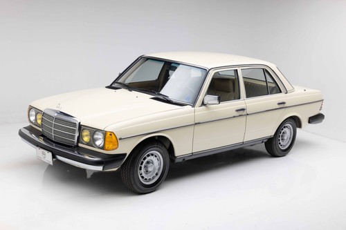 1985 Mercedes-Benz 300D 300D-T