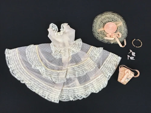 Vintage BARBIE PLANTATION BELLE #966 Dress Slip, Hat, Straw Purse + more