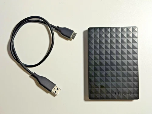 Externe Festplatte 2 TB: Seagate ST2000LM007