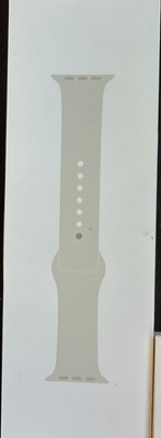 Apple Watch SE 44mm Black Aluminum Case White Silicone Band GPS 32GB