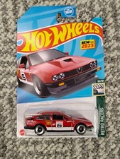 Hot Wheels Alfa Romeo GT v6 3.0 Retro Race Series Rosso