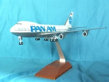 PAN AM BOEING 747 -1 00 1:200 DESK MODEL SKYMARKS - EXECUTIVE