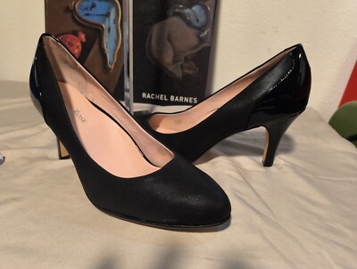 Taryn Rose Black TeaNeck Patent Leather Classic Pumps Sz 9M
